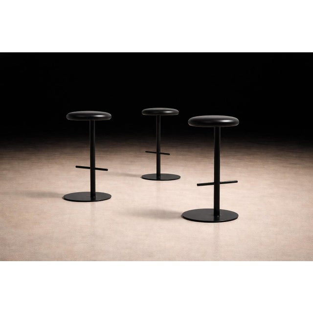 Ricardo Fasanello (1930–1993) Ciranda Stools, Set of Three, Brazil, 1986 — Black Carbon Steel and Leather For Sale - Image 9 of 11