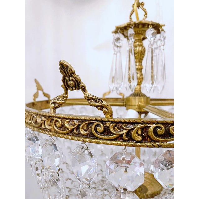 1960s Italian Brass Basket Chandelier For Sale In New York - Image 6 of 10