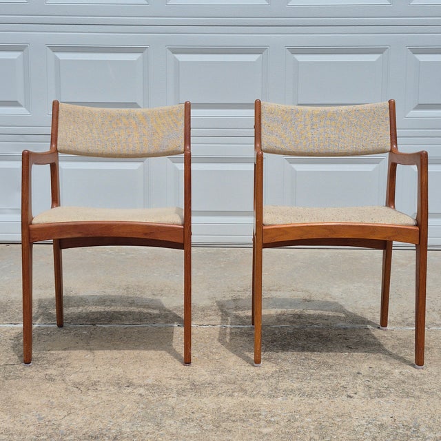 Wood 1970s D-Scan Danish Modern Style Teak Arm Chairs Oatmeal Upholstery, a Pair For Sale - Image 7 of 14