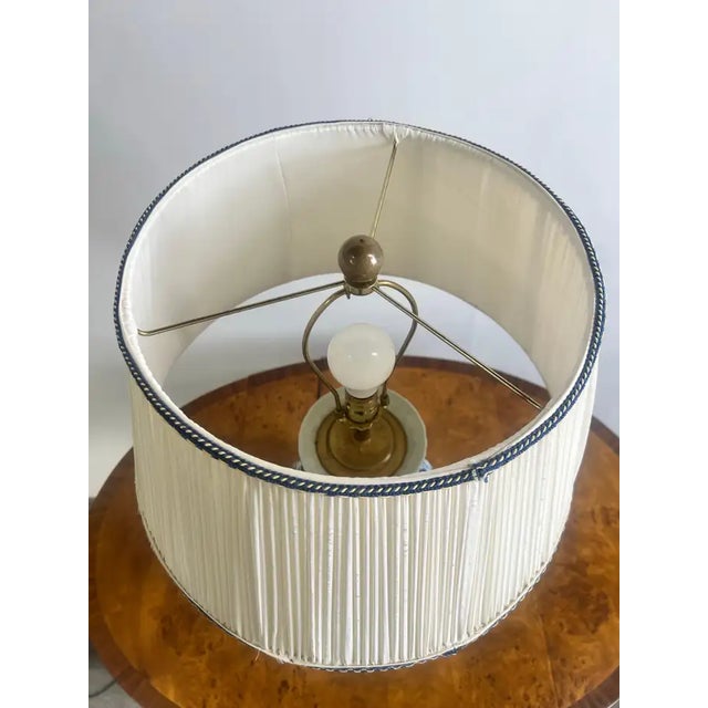 Oriental Chinese Ming Dynasty Style Blue & White Table Lamp W Org Shades, a Pair For Sale - Image 10 of 15