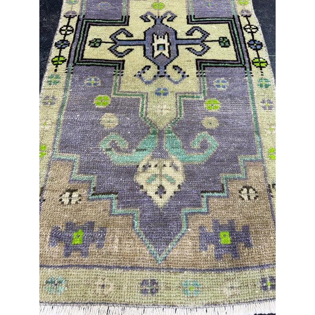Contemporary Turkish Yastik Rug 1'6" x 2'11" For Sale - Image 3 of 6