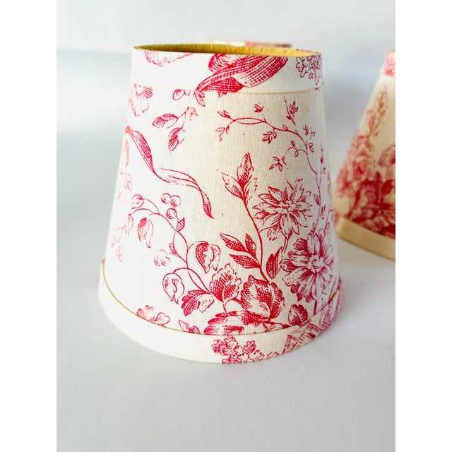 Vintage French Country Style Floral Design in (off white & red )Toile Clip on Lampshade Set of 6, They are in very good...