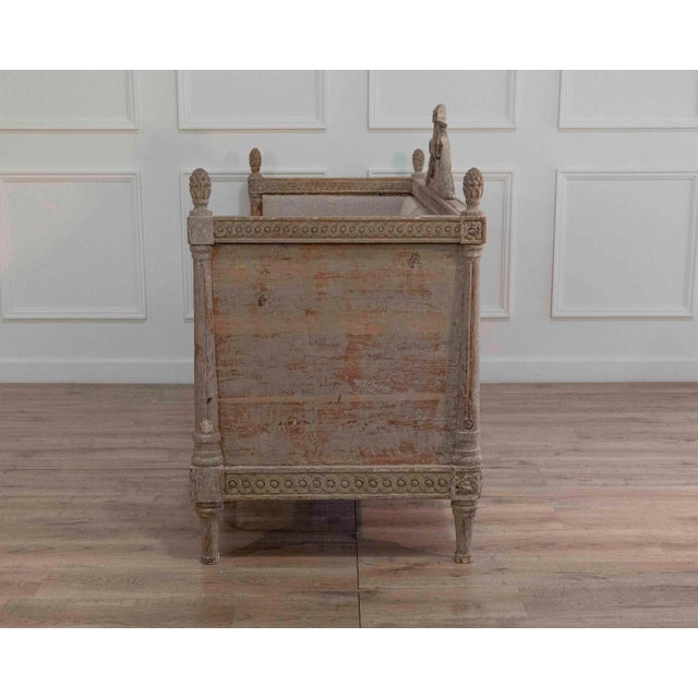 18th-Century Swedish Gustavian Sofa with Original Scraped Paint, Circa 1780 For Sale In Atlanta - Image 6 of 16