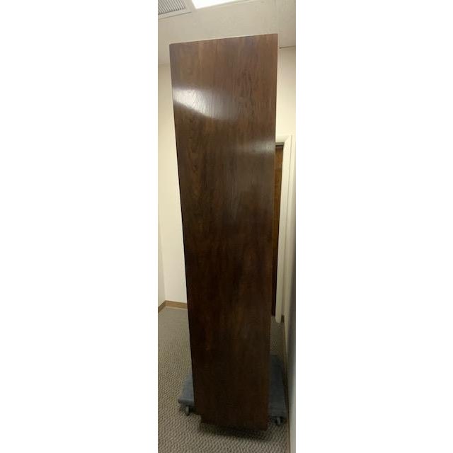 A Pair of Vintage Henredon Cabinets in Campaign Style For Sale - Image 13 of 17