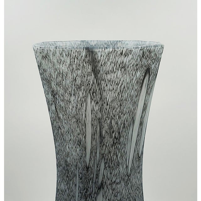 1970s Italian Murano Art Glass Vase, Octagonal, Grey/White Splatter Pattern For Sale In Detroit - Image 6 of 7