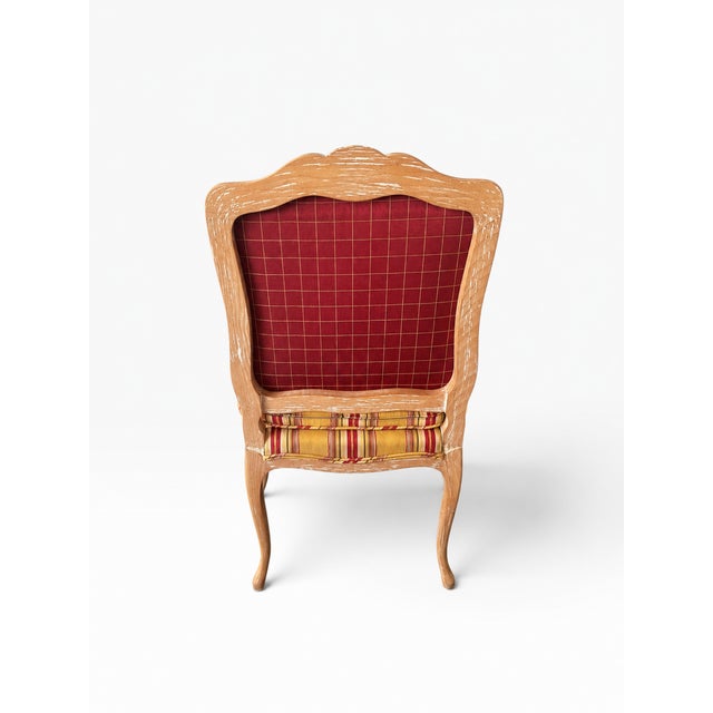 Vintage Louis XV Style Distresses Bergère Chairs For Sale In Miami - Image 6 of 15