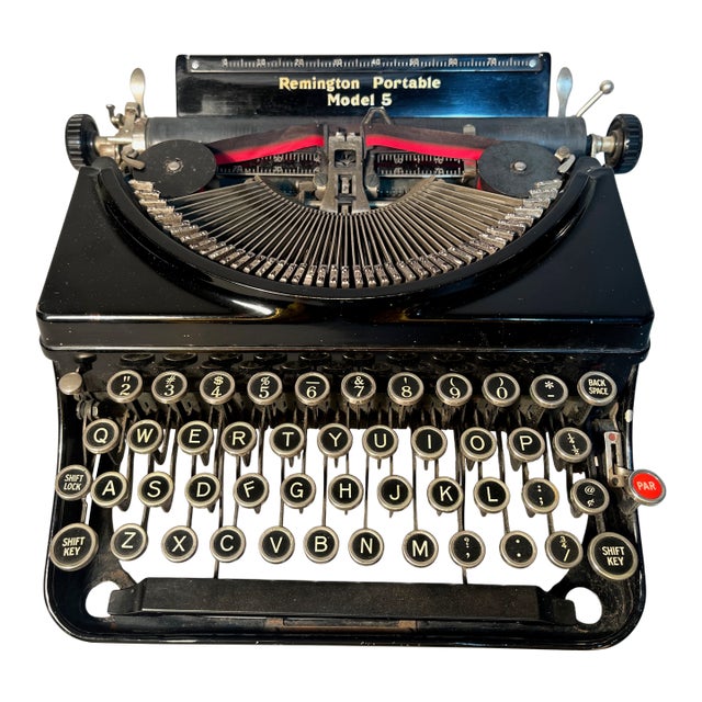 Remington Portable Typewriter Model 5 Manual Streamliner Art Deco 1935 High Gloss Black Elite Typeface For Sale