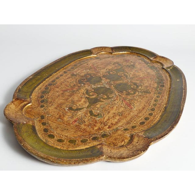 1950s Mid-Century Florentine Rococo Scalloped Giltwood Tray, Italy, 1950s For Sale - Image 5 of 12