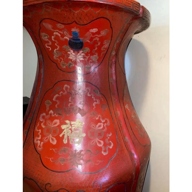 Chinese Large Antique Chinese Red Lacquer Papier-Mâché Floor Vase With Stand For Sale - Image 3 of 6