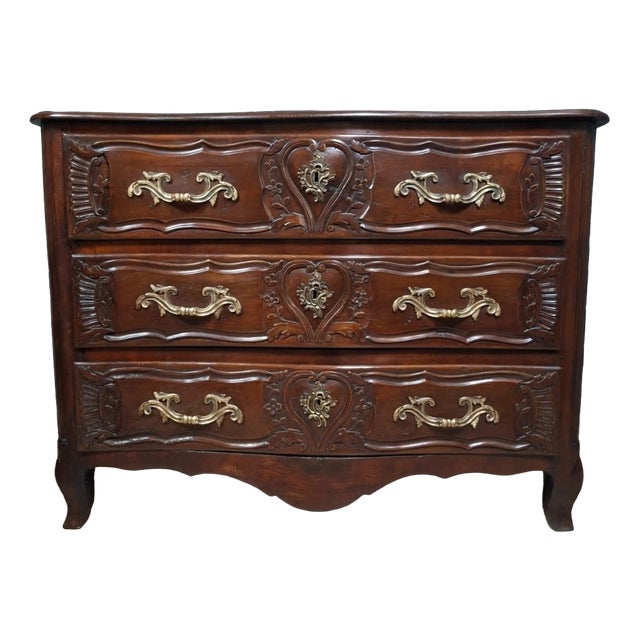 18th Century Louis XV Lyonnaise Commode in Molded and Carved Walnut For Sale
