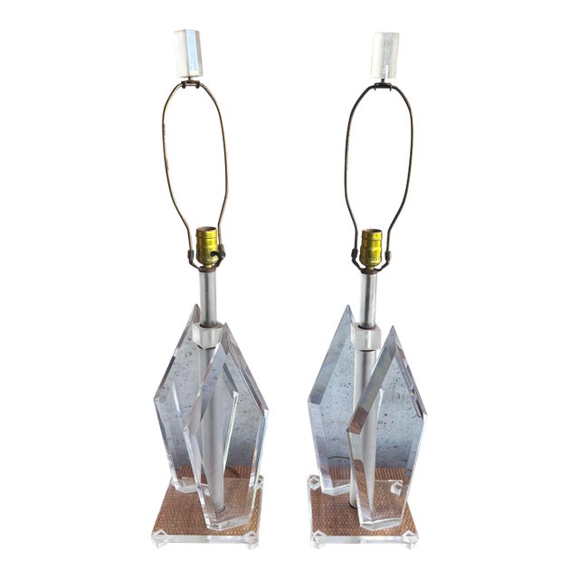 Vintage 1970s Sculptural Lucite Lamps Pair - Mid Century Modern For Sale