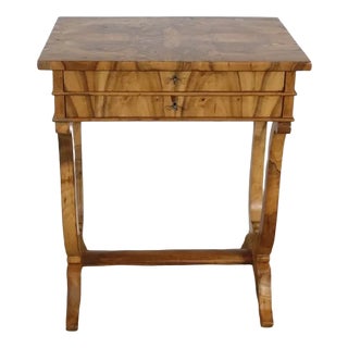Small Early 19th Century Walnut Side Table For Sale