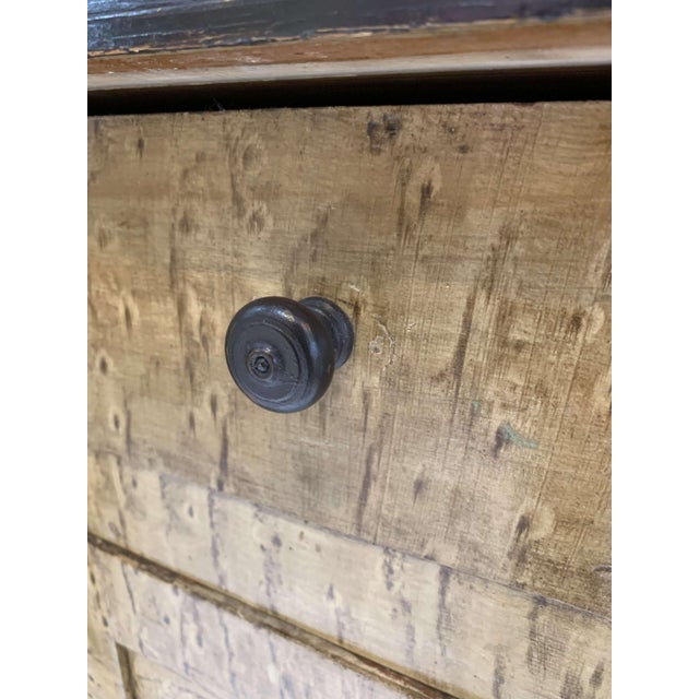 Swedish Bedside Cabinets in Painted Wood, 1900s, Set of 2 For Sale - Image 11 of 12