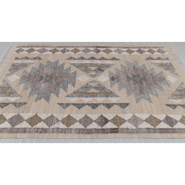 Beige Grey Wool Jute Kilim Premium Flatweave Scandinavian Rug 5x8Ft. For Sale - Image 6 of 12