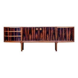 Sideboard in Rosewood by Tom Robertson for Mcintosh For Sale