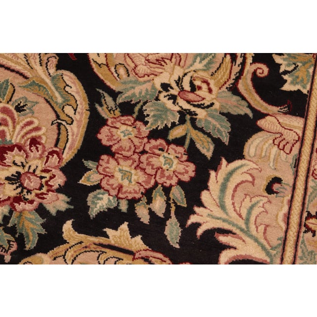1980s Art Nouveau William Morris Wool Area Rug - 6'1" X 9'1" For Sale - Image 4 of 10