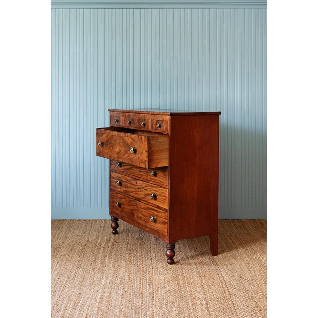 American 19th Century American Late Classical Figured Mahogany Chest of Drawers | C. 1830–1845 For Sale - Image 3 of 4