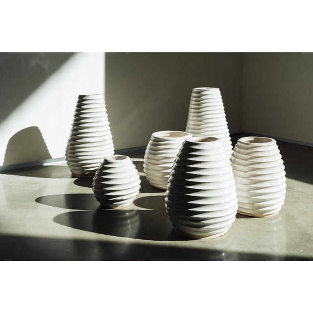 2020s Set of 3 Contemporary Ceramic Vases, White For Sale - Image 5 of 9