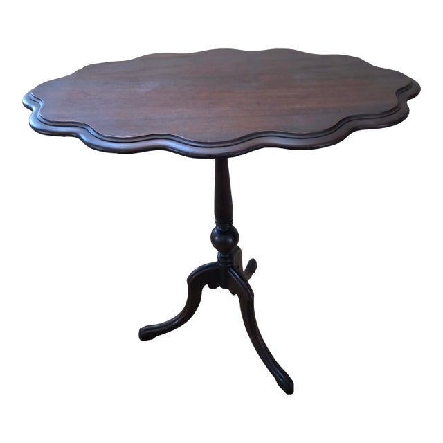 Vintage Mahogany Tilt Top Pie Crust Table For Sale