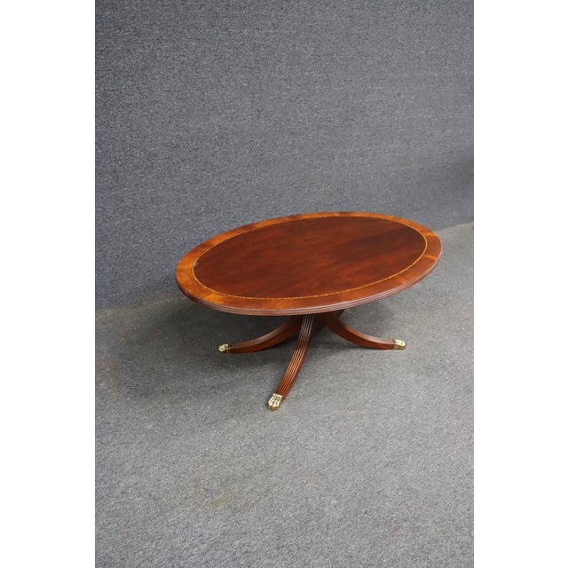 Henkel Harris Henkel Harris Oval Mahogany Coffee Table With Banded Inlaid Top For Sale - Image 4 of 17