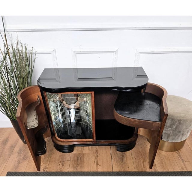 Mid-Century Art Deco Italian Burl Walnut Mosaic Dry Bar Cabinet with Mirror, 1960s For Sale - Image 11 of 12