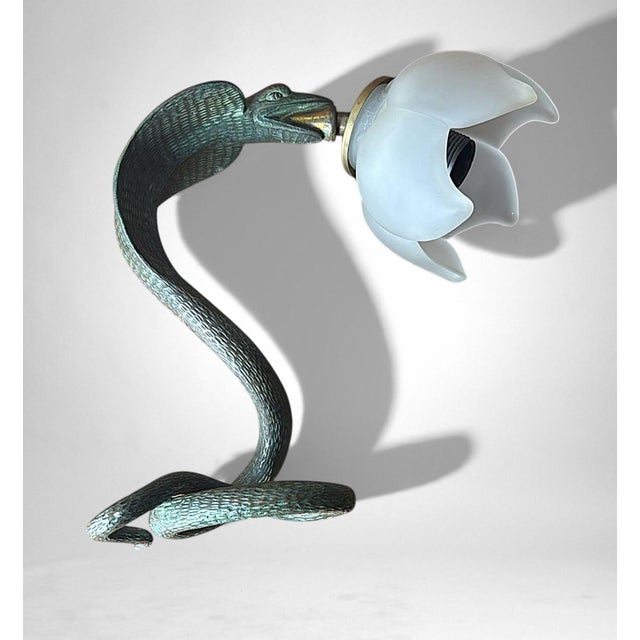 Mid 20th Century Italian Art Deco Table Lamp in Metal and Frosted Glass For Sale - Image 10 of 18