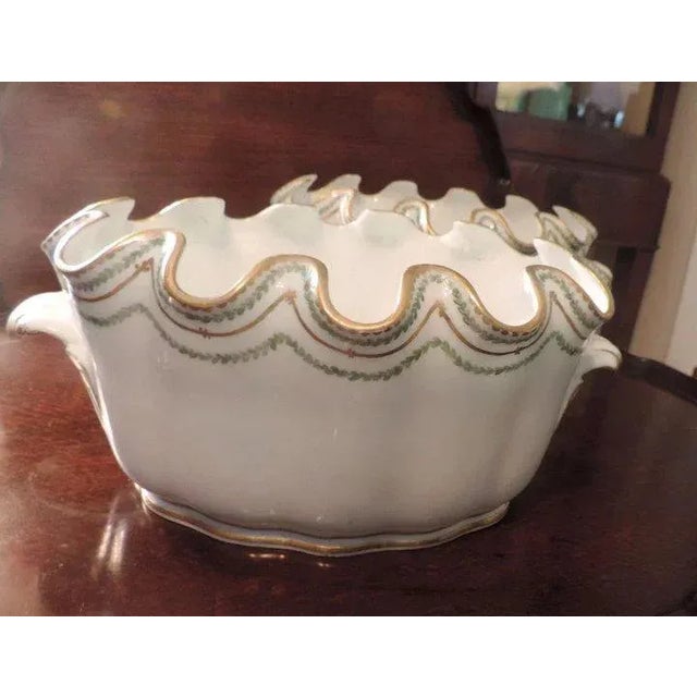 18th Century Neoclassical Sprig Border Sevres Monteiths Cachepot Planter Vases - A Pair For Sale - Image 9 of 11