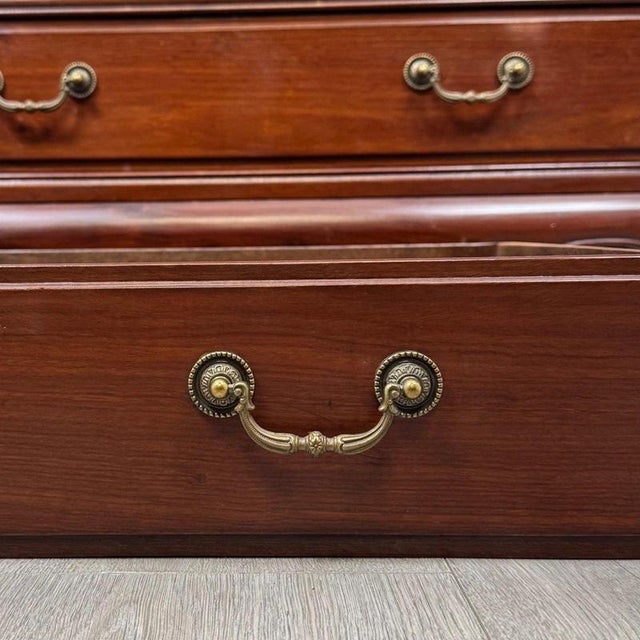 Traditional Mahogany Chest of Drawers For Sale - Image 11 of 12