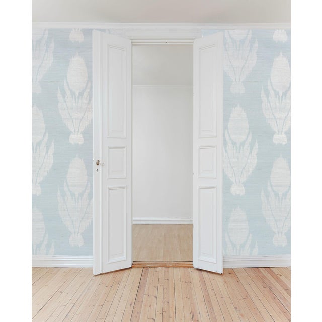 Contemporary Sample - Schumacher Agra Sisal Wallpaper in Sky For Sale - Image 3 of 5