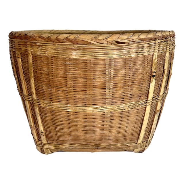 1960's Asian Wicker and Bamboo Basket Made in the People's Republic of China For Sale