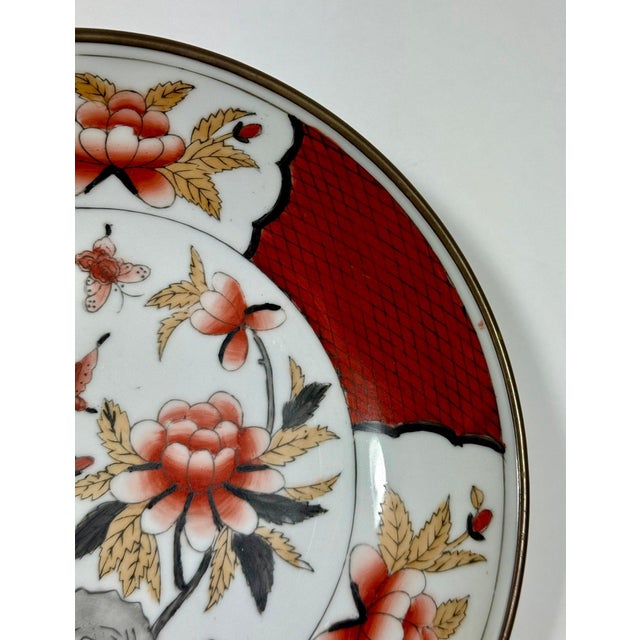 1960s Vintage Mid-Century Chinese Brass-Encased Hand-Painted Porcelain Bowl For Sale - Image 5 of 9