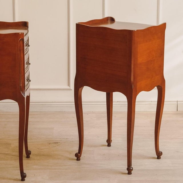 Vintage Louis XV Style Bedside Tables, Set of 2 For Sale - Image 3 of 11