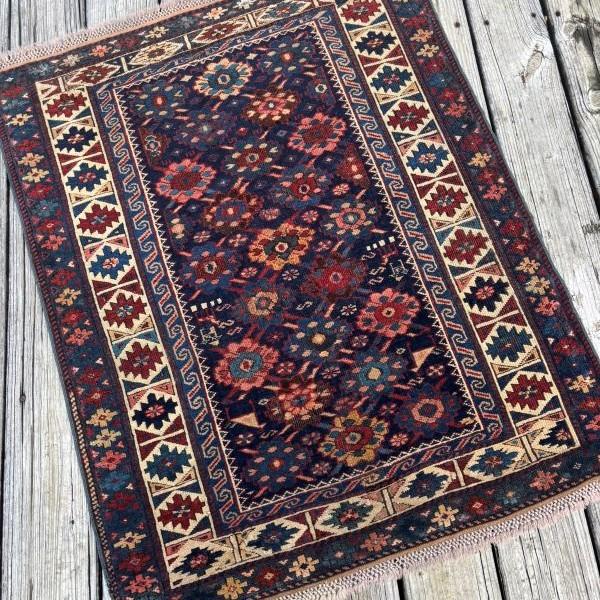 Exceptional Antique Kazak Rug | Bold Geometric Design | 2'8" X 3'8" For Sale - Image 4 of 5