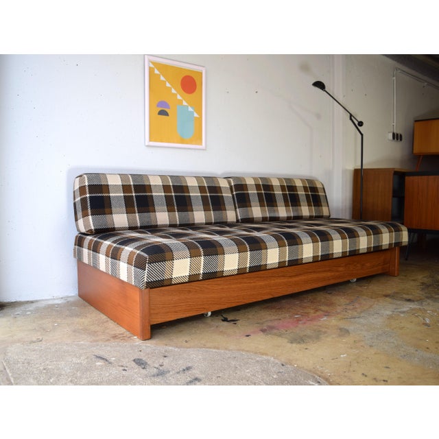 Danish Teak Daybed, 1970s For Sale - Image 10 of 10