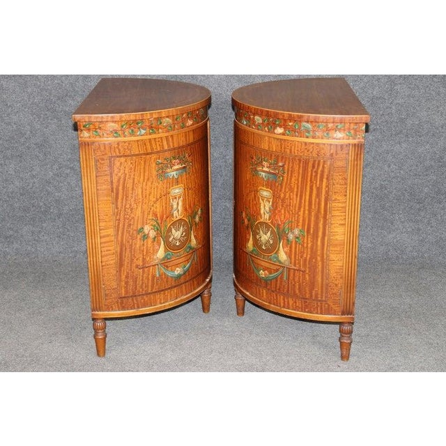 Early 20th Century Clear All Fine Pair English Satinwood Adams Style With Paint Decoration 1920s Era Commodes For Sale - Image 5 of 16