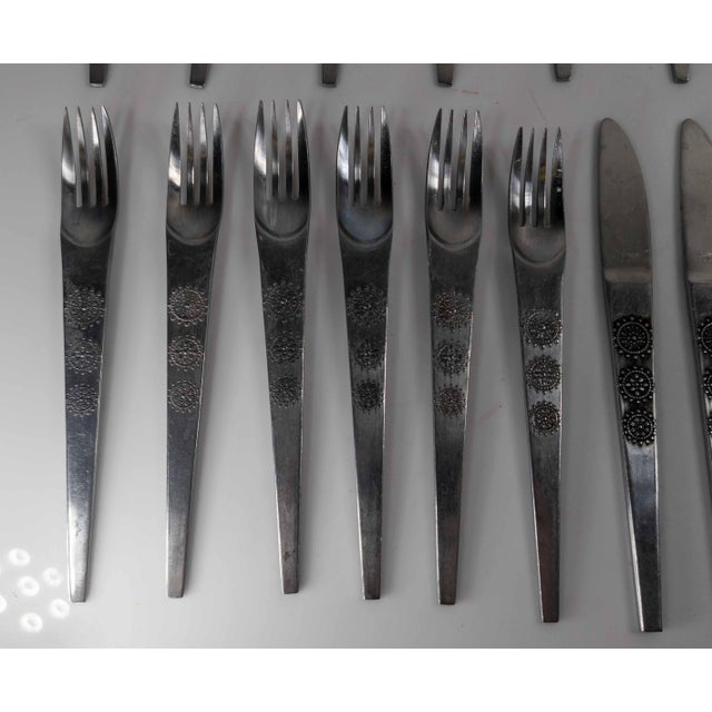 Metal Mid-Century Modernist 38 Piece Stainless Steel Flatware Set in San Moritz for National For Sale - Image 7 of 18