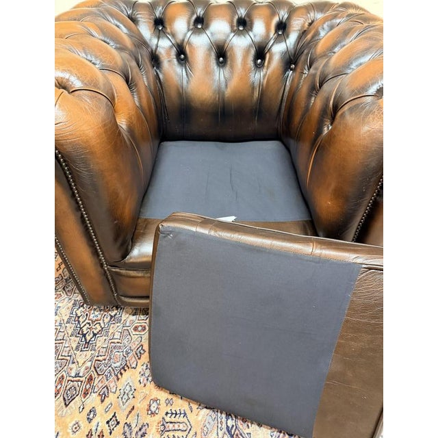 Vintage Chesterfield Club Chair in Brown Leather For Sale - Image 5 of 7