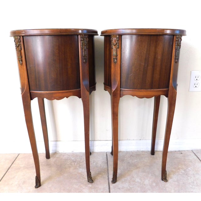 Pair Vintage C1940s French Oval Brass & Wood Side/End Bedside Tables For Sale - Image 13 of 16