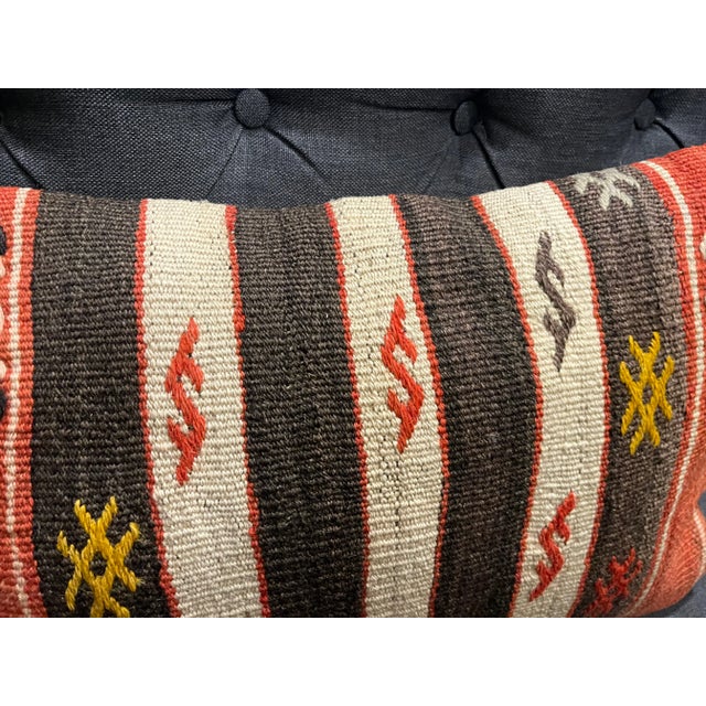 Traditional 1980s Traditional Pillow Cover For Sale - Image 3 of 10