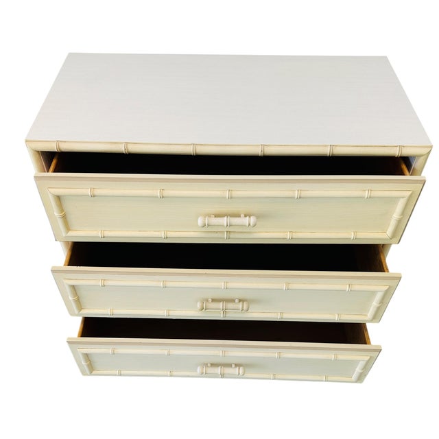 1960s Vintage Dixie Aloha Faux Bamboo 3-Drawer Bachelor’s Chest - Original Cream Finish - Palm Beach Regency For Sale - Image 5 of 12