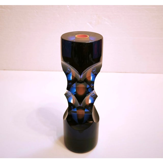 Modern Sculptural Optical Art Glass Vase by Milan Macháček for Princ, Czech Republic, 1990s For Sale - Image 3 of 18