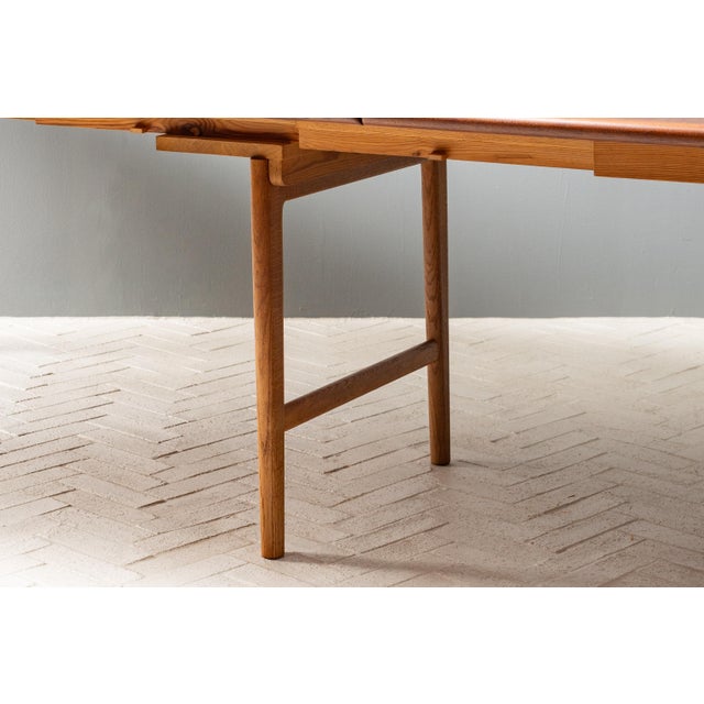 1950s Hans Wegner Teak & Oak Jh-567 Dining Table For Sale - Image 12 of 16