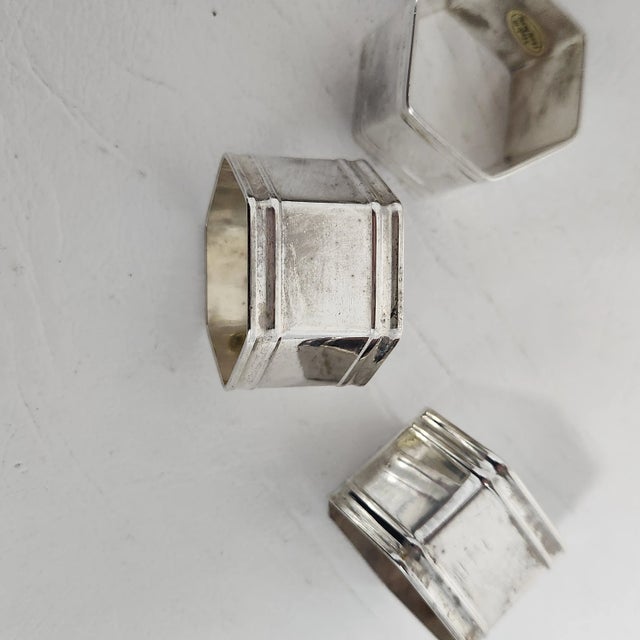 Metal Mid-Century Silverplate Hexagonal Napkin Rings — Set of 8 For Sale - Image 7 of 11