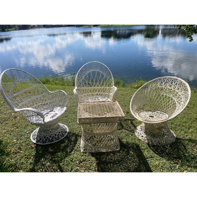 Vintage Mid-Century Spun Fiberglass Patio Set, Four Pieces, Attributed to Russell Woodard For Sale - Image 9 of 12