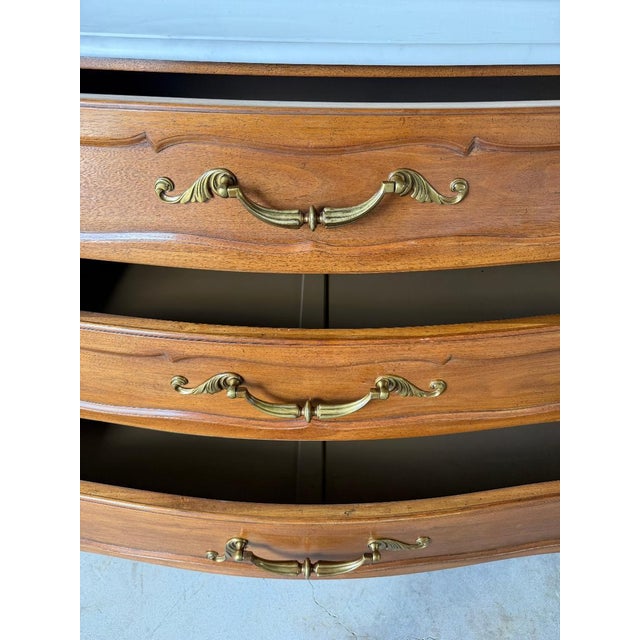 Brown 1960s Vintage French Provincial Louis XV Style Walnut & White Marble Top Three-Drawer Commode For Sale - Image 8 of 16