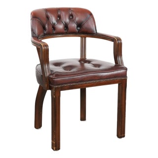 English Style Dark Brown Cowhide Chesterfield Chair For Sale
