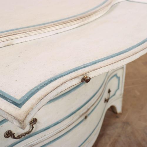 English Serpentine Front Commode For Sale - Image 10 of 11