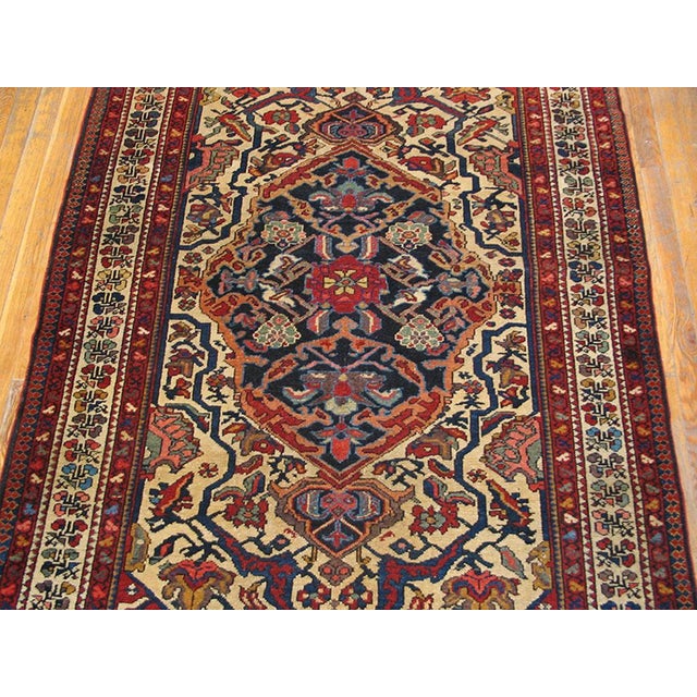 Persian 1920s Ivory Red Medallion Antique Persian Bakhtiari Rug 4'6" X 7'2" Handknotted Wool Carpet For Sale - Image 3 of 6