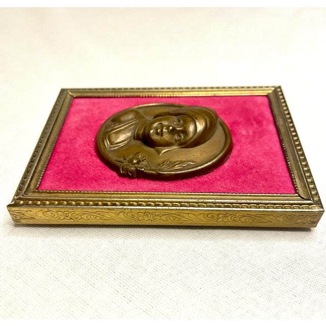 Red Vintage Renaissance Dutch Girl Brass & Red Velvet Cameo in Repousse' Style For Sale - Image 8 of 10