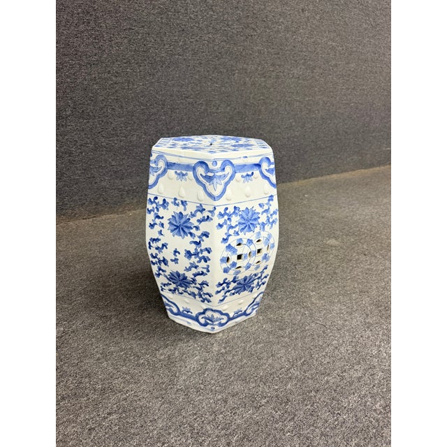 Chinese Blue & White Porcelain Hexagonal Garden Stool For Sale In Philadelphia - Image 6 of 8